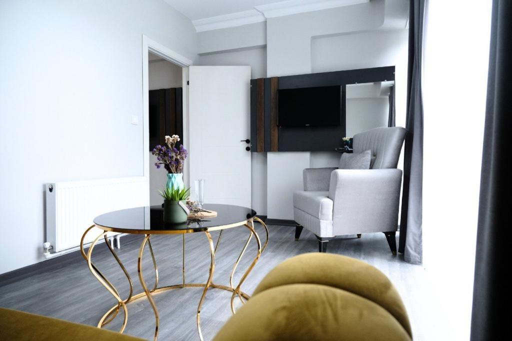 Liza Suit Hotel Istanbul Bagian luar foto